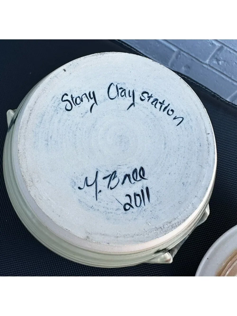 Handcrafted Ceramic Art Pottery Casserole Dish Lid+Loop+Handles Signed by Artist